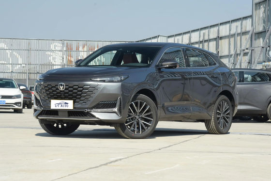Changan UNI K Hybrid Car AWD SUV de tamaño medio La combinación perfecta de estilo y potencia