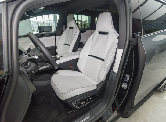 El SUV de lujo de 4 asientos de HiPhi X con un alcance NEDC de 550 km y una velocidad máxima de 200 km/h