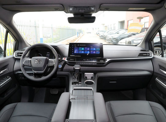 MPV Toyota Sienna de segunda mano con tipo de motor con aspiración natural y faros LED