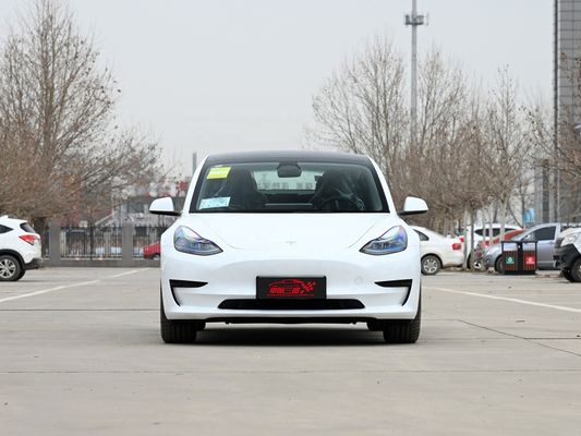 Modelo eléctrico puro3 556 km de tracción trasera con 2875 mm de base de ruedas