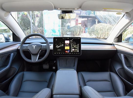 Modelo eléctrico puro3 556 km de tracción trasera con 2875 mm de base de ruedas
