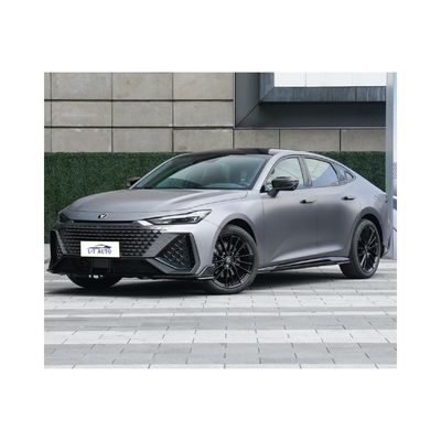 2024 Changan UNI-V híbrido enchufable de gasolina vehículo eléctrico velocidad máxima 205km/h
