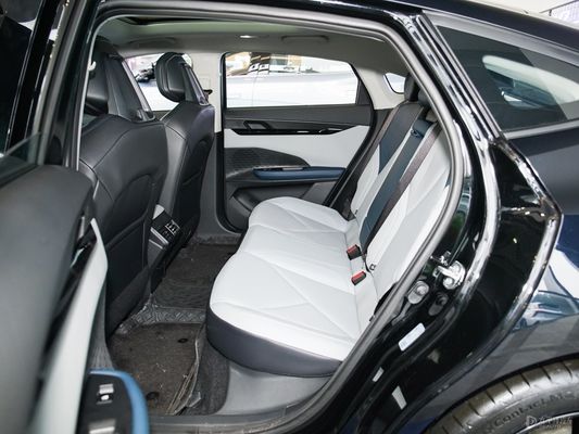 2024 Changan UNI-V 2.0T Vehículo de conducción 4WD de gasolina de alta velocidad Smart Made In Coche usado