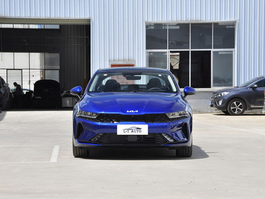 KIA K5 380GT línea buque insignia 2.0t cilindrada gasolina 5 asientos sedán con pantalla táctil