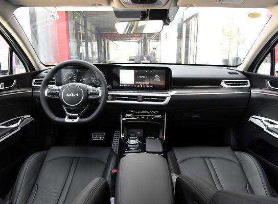KIA K5 380GT línea buque insignia 2.0t cilindrada gasolina 5 asientos sedán con pantalla táctil