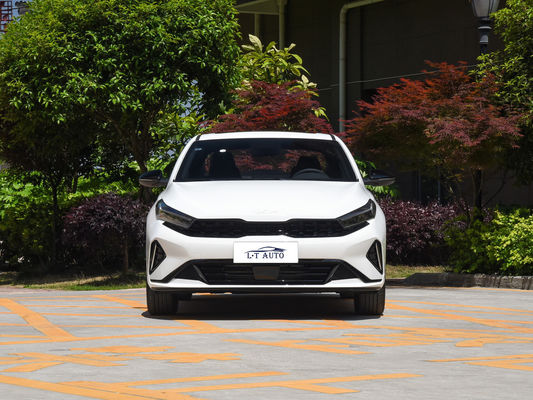 2024 Kia K3 Economy EV Car Compact Sedan Coche con alcance de 410Km y velocidad máxima de 165km/h