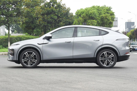 XPENG G6 Coche eléctrico 5 asientos SUV 4WD Tiempo de carga rápida 0.33hrs Una variedad de colores