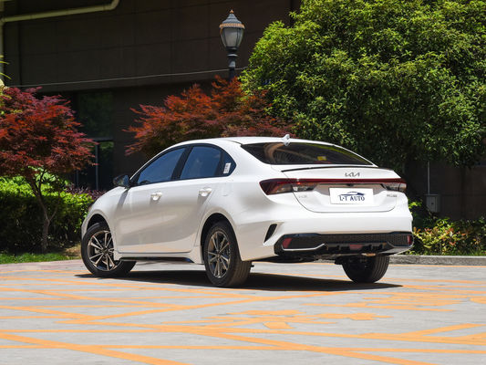 2024 Kia K3 Economy EV Car Compact Sedan Coche con alcance de 410Km y velocidad máxima de 165km/h