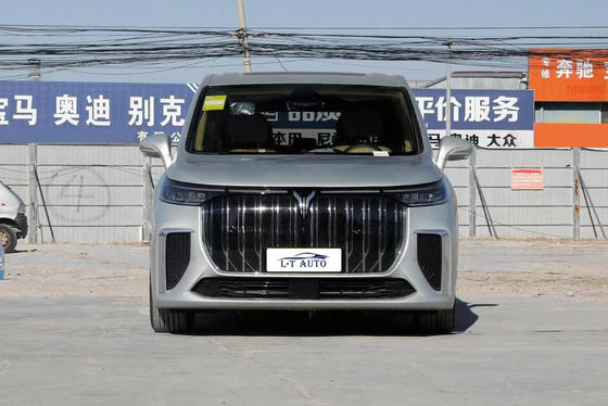 Velocidad máxima 200 Km/h 2024 VOYAH Luxo de gama alta Vehículo emblemático de 7 asientos Vehículo eléctrico MPV