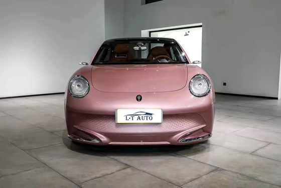 ORA Lightning Cat 4 ruedas hermoso coche pequeño con batería energía del vehículo eléctrico
