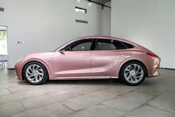 ORA Lightning Cat 4 ruedas hermoso coche pequeño con batería energía del vehículo eléctrico