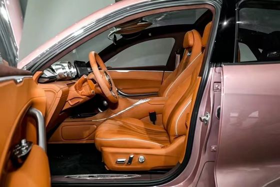 ORA Lightning Cat 4 ruedas hermoso coche pequeño con batería energía del vehículo eléctrico