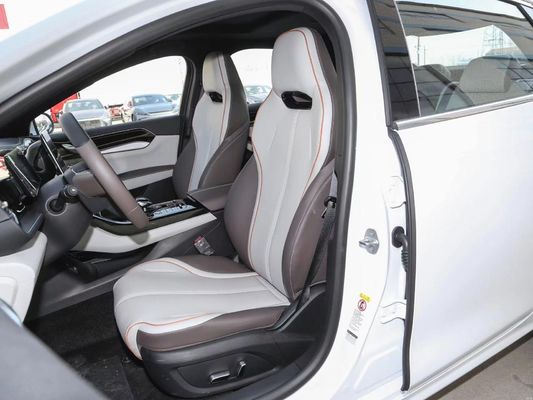 2024 BYD Qin PLUS DM-i 55KM Champion Edition Vehículo eléctrico de batería en color negro