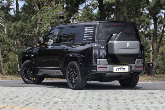 SUV híbrido eléctrico BYD Yangwang U8 todoterreno de cuatro ruedas de cuatro motores con conducción independiente