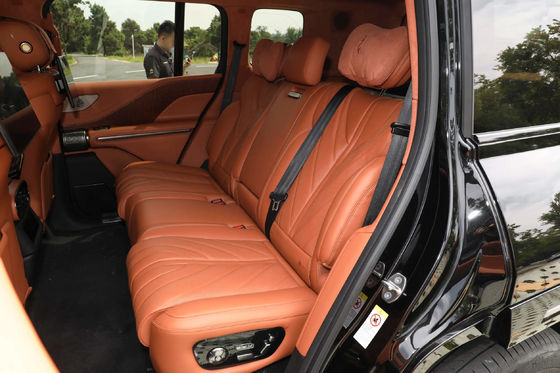 Actualizar a Yangwang U8 El coche HEV con tiempo de carga rápida de 0.3h y diseño de lujo