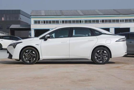 2024 Carro eléctrico Aion S Plus 5 asientos 510km Rango LiFePO4 Batería 2750mm Base de ruedas
