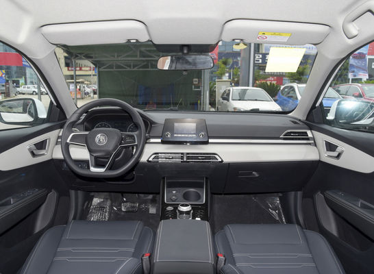 BYD Qin EV Sedan con manejo a mano izquierda para 100% de combustible eléctrico Tiempo de carga rápida 1.3h