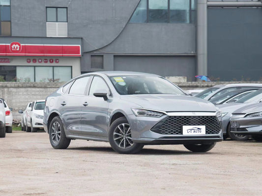 2023 BYD Tang Song Yuan 4 puertas 5 asientos Hatchback con batería de litio hierro fosfato