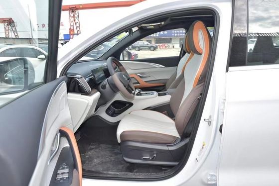 Coche eléctrico BYD gris con un alcance de 71KM y velocidad máxima de 170 Km/h 2024 Modelo SONG Pro Champion