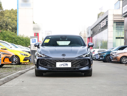 2024 MG7 Coupé de automóviles de tamaño mediano 2.0t Tubo Vehículo comercial de gasolina con diseño