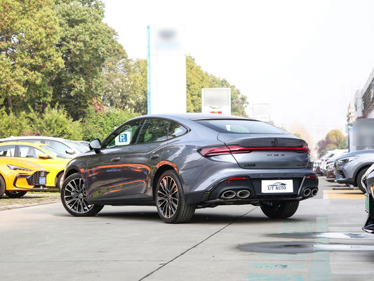 2024 MG7 Coupé de automóviles de tamaño mediano 2.0t Tubo Vehículo comercial de gasolina con diseño