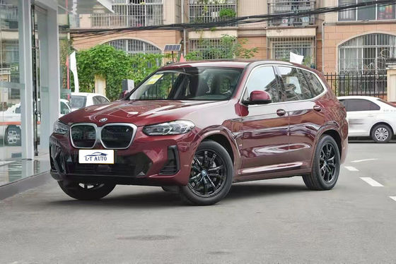 2024 BMW IX3 Pure Electric SUV de tamaño mediano con distancia entre ejes de 2864 mm y torque total de 400Nm