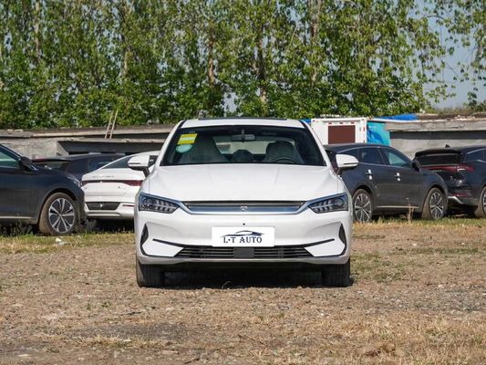 2024 BYD QIN Plus EV Vehículo eléctrico de larga duración 2718mm BASE DE RUEDAS 5 asientos