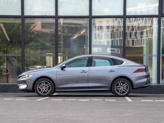 2024 BYD QIN Plus EV Un coche eléctrico de energía para un estilo de vida lujoso y ecológico