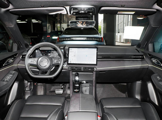 Lynkco 03 2.0TD DCT Plus Deportivo híbrido compacto chino con freno de estacionamiento eléctrico