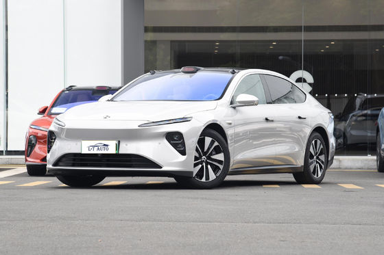 NIO ET7 Mediano y grande sedán de automóvil eléctrico 2024 Range de automóvil 5 asientos Velocidad máxima 200 km/h