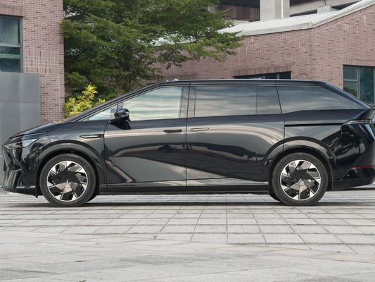 El mejor MPV EV de Xpeng X9 con 702 Km de alcance ultra largo y tiempo de carga rápido
