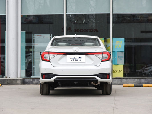 Honda Envix 180 Turbo CVT Sedan 2024 con ajuste manual del asiento del copiloto y cámara trasera