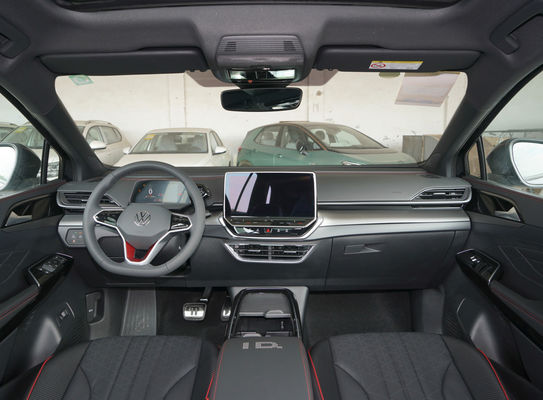 Experimenta lujo y potencia en el Volkswagen ID6X Un SUV de 5 puertas y 7 asientos con 150 kW