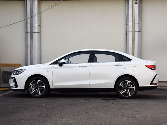 2024 Beijing Auto EU5 Compacto Sedan de coche eléctrico para la carga rápida en sólo media hora