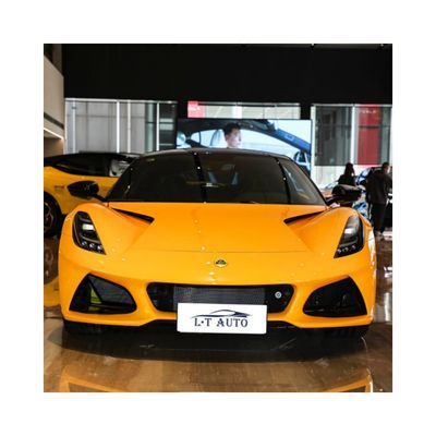 Lotus Emira Sports Car liberando todo el potencial de la electricidad de litio ternario