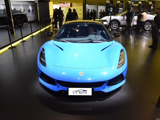 Lotus Emira Sports Car liberando todo el potencial de la electricidad de litio ternario