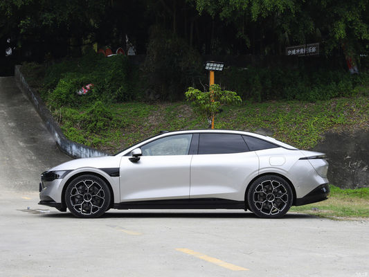 870KM Rango de crucero eléctrico puro Geely ZEEKR 007 Versión AWD Automóvil de alta velocidad