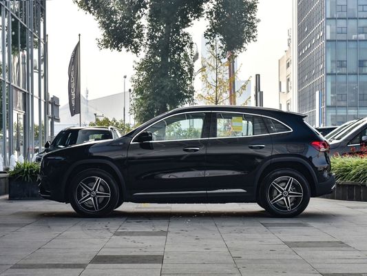 Experimenta lo último en lujo y eficiencia con el coche eléctrico de largo alcance BENZ EQA