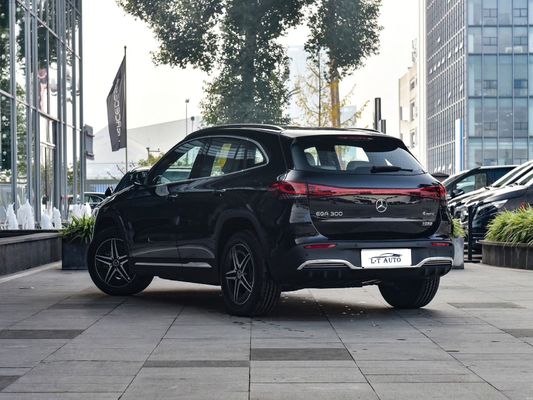 Experimenta lo último en lujo y eficiencia con el coche eléctrico de largo alcance BENZ EQA