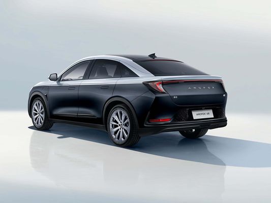 Arcfox Alpha TS SUV eléctrico con 160 kW de potencia máxima y tiempo de carga de 0,42 horas