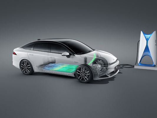 Experimenta lujo y eficiencia con el Xpeng P5 P7 X9 Pure Electric Car NEDC 500KM
