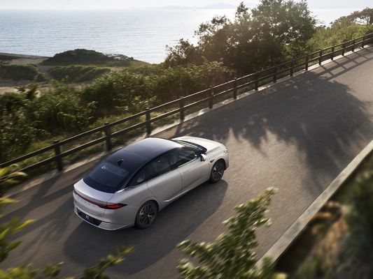 Experimenta lujo y eficiencia con el Xpeng P5 P7 X9 Pure Electric Car NEDC 500KM