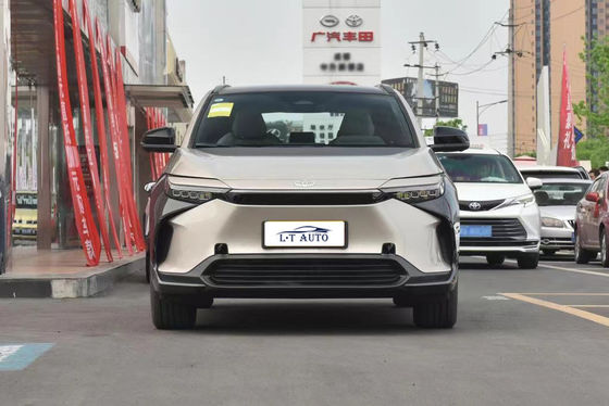 Velocidad máxima 160 Km/h 615KM Larga resistencia Toyota BZ4X PRO EV Coche Batería de iones de litio ternario