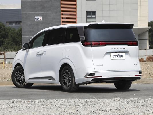 DENZA D9 4x4 MPV 7 plazas 103.36kWh Capacidad de la batería Dual motor Mediano-Gran tamaño