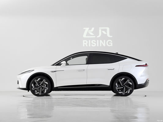 SUV eléctrico tipo combustible RISING R7 La combinación perfecta de rendimiento y alcance