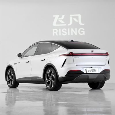 SUV eléctrico tipo combustible RISING R7 La combinación perfecta de rendimiento y alcance
