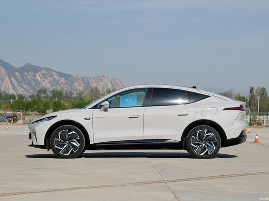SAIC Feifan R7 Carro eléctrico puro Largo alcance 670 km Vehículos inteligentes RISING R7 4900x1925x1655