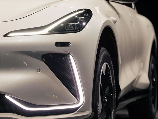 IM LS7 Luxury Smart EV SUV 5049x2002x1731mm Dimensiones para vehículos de energía Zhiji