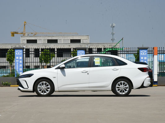 2023 2024 Chevrolet Monza Vehículos eléctricos asientos de cuero con aspiración natural híbrido 1.3t