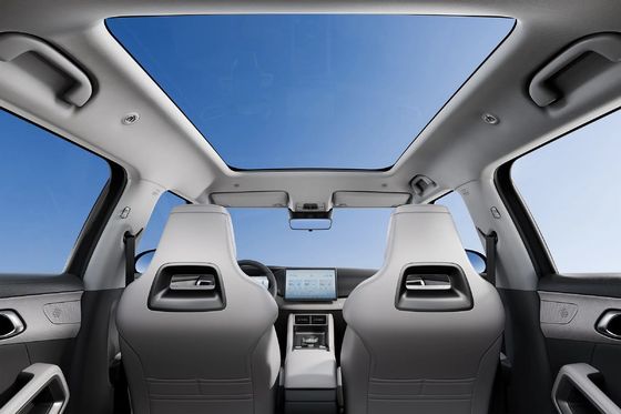 Largo alcance BYD Coche eléctrico Yuan UP SUV Dirección izquierda Pequeño EV eléctrico puro Rango 401KM